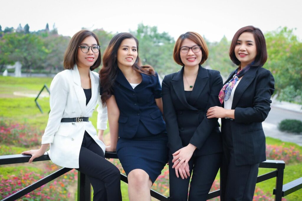 Young professionals on their way to being women C-suite executives with training and cross-mentoring