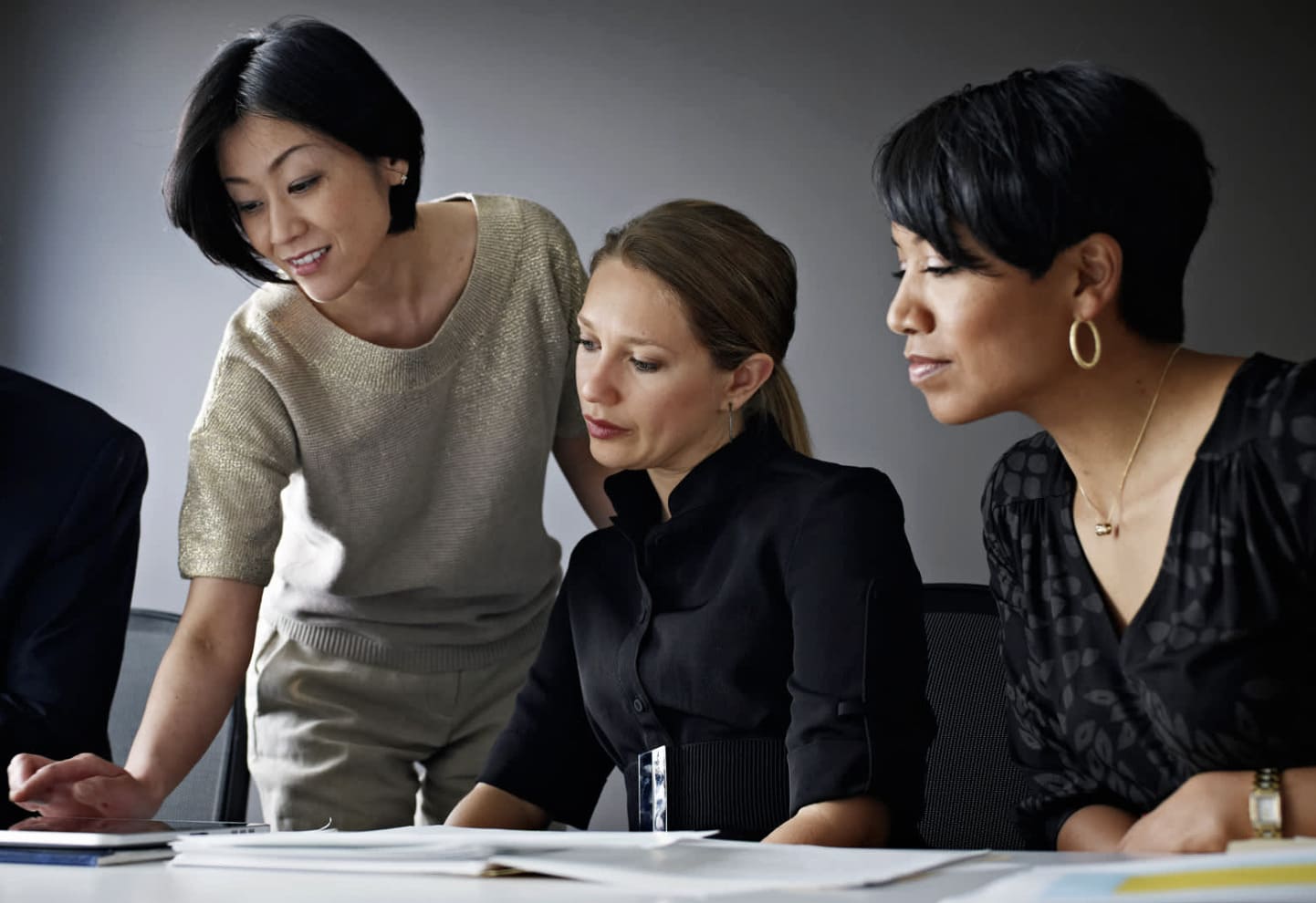 An advisory board of women