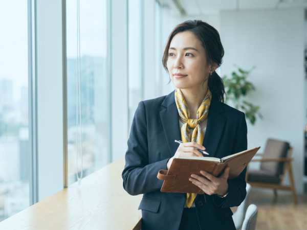 Ellevate Network Review: 7 Things to Know Before You Join